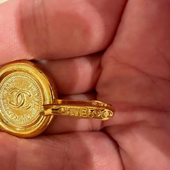 Chanel Vintage Gold Plated Coin Belt - Picture 5 of 13